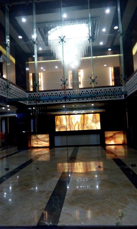 Meghdoot Hotel & Resort Ujjain Exterior foto