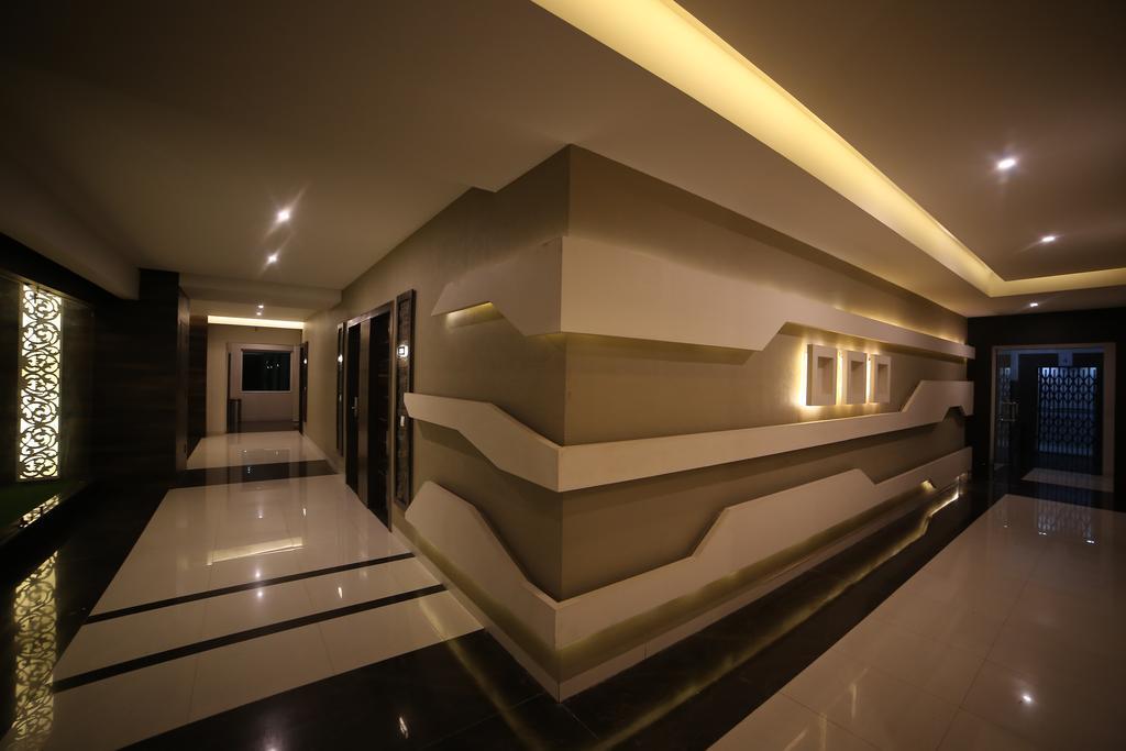 Meghdoot Hotel & Resort Ujjain Exterior foto