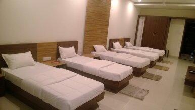 Meghdoot Hotel & Resort Ujjain Exterior foto