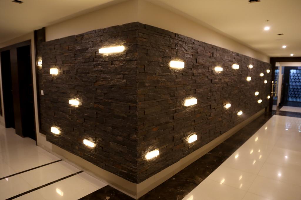 Meghdoot Hotel & Resort Ujjain Exterior foto